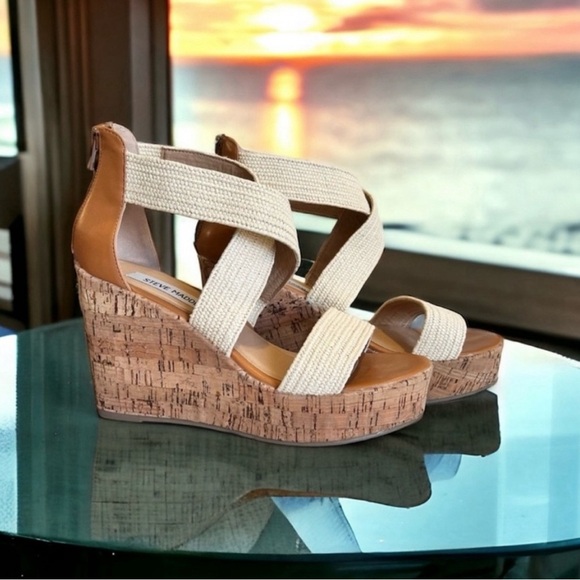 Steve Madden Cork Platform Wedge Sandals.
Canvas and leather. SZ 8 Comfortable - Picture 4 of 17